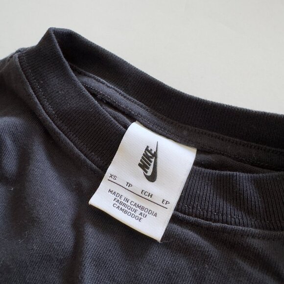 Nike Boxy Short Sleeve Crop Top Crew Neck - Picture 5 of 7